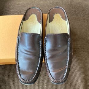 Vintage Tod’s Brown “Shine” Leather Loafer Mules / Slides